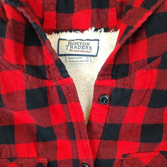 Boston Traders Flannel Shirt Jacket Women's Small Red Buffalo Plaid Sherpa Hood - Picture 2 of 9